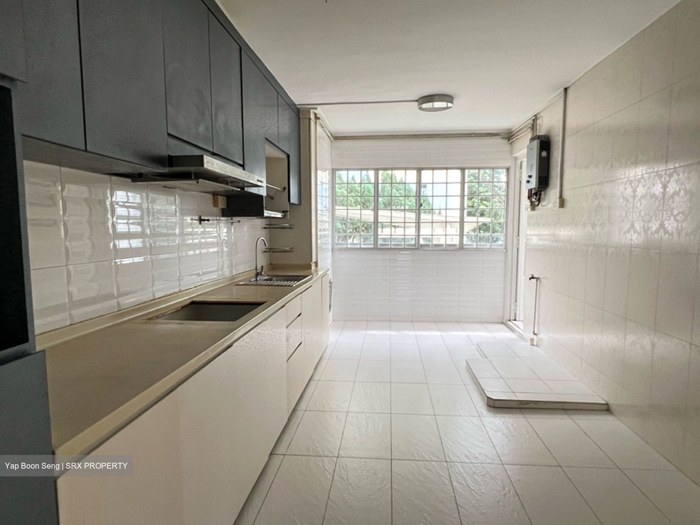 Blk 10 Pine Close (Geylang), HDB 4 Rooms #516532151